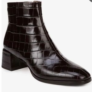 SOLD- Via spiga never used ankle boots!